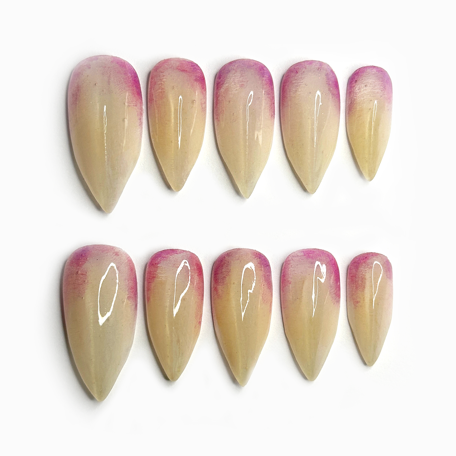 PREDATOR CLAWS